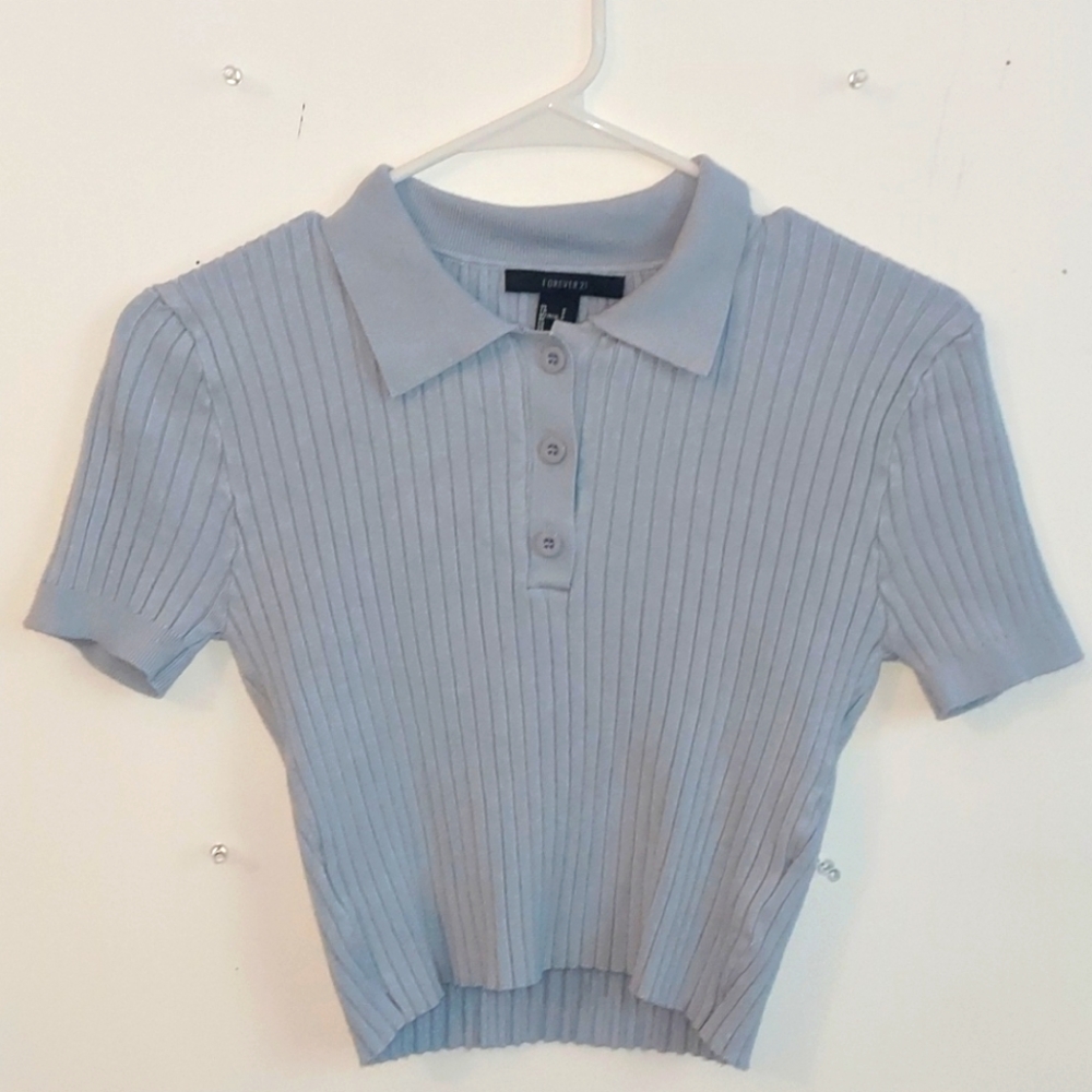 Cropped collared top